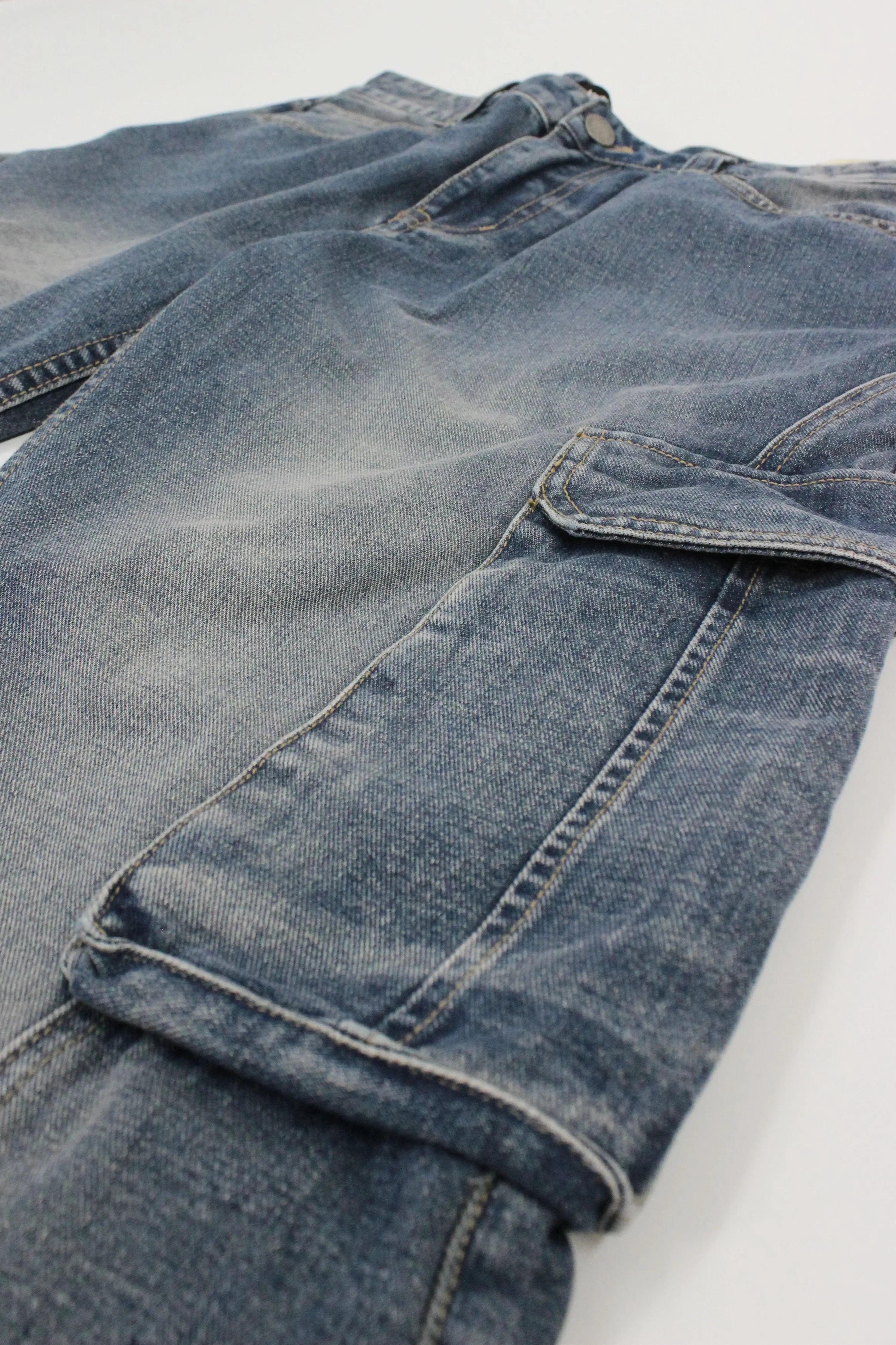 Men's Baggy Fit Cargo Denim Jeans