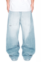 Ultra Baggy Y2K Wide-Leg Denim Jeans